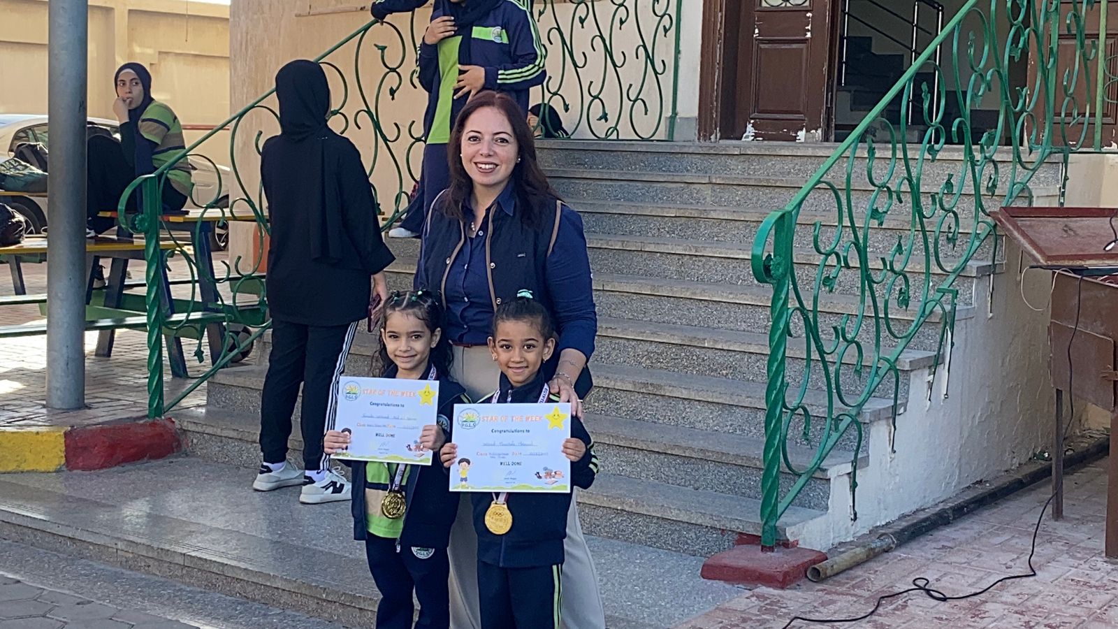 Certificates of honor Certificates of honor